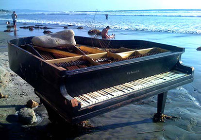 Before you buy a used piano, download free "Used Piano Buyers Guide" here.